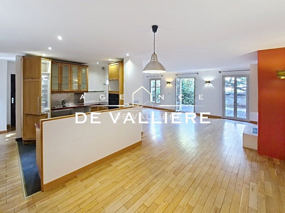Flat Rue Paul Vaillant-Couturier in Nanterre