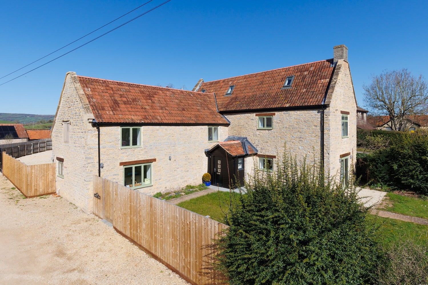 House Wells Road in Henton