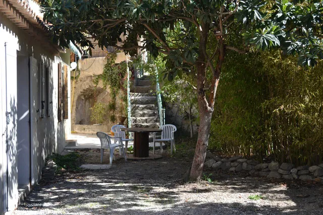 Chambre Montée des Alizés à Pertuis