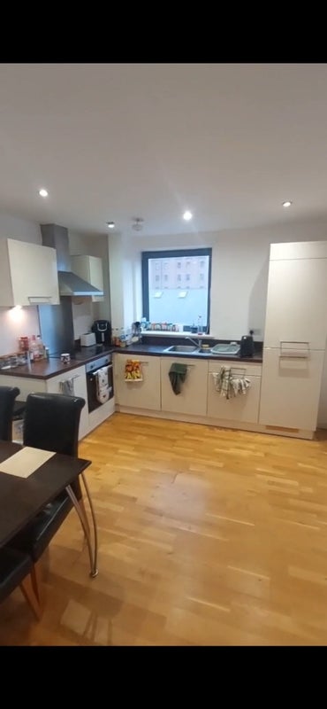 Flat Lower Ormond Street in Manchester