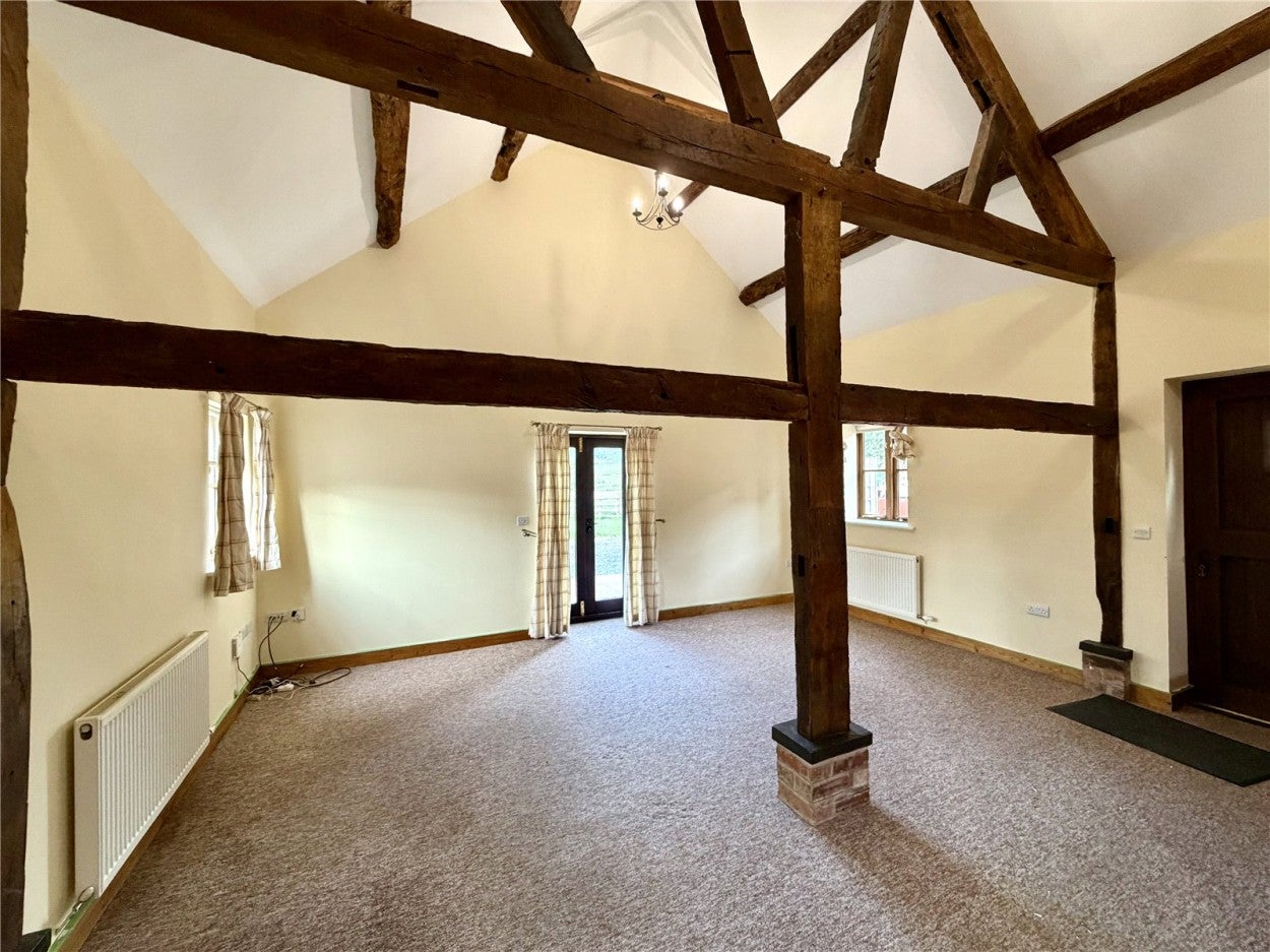 House B4568 in Llanwnnog