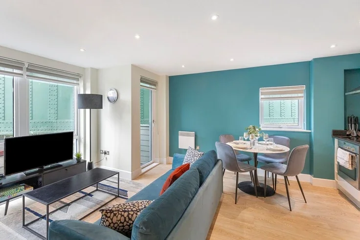 Flat Rockingham Street in Greater London