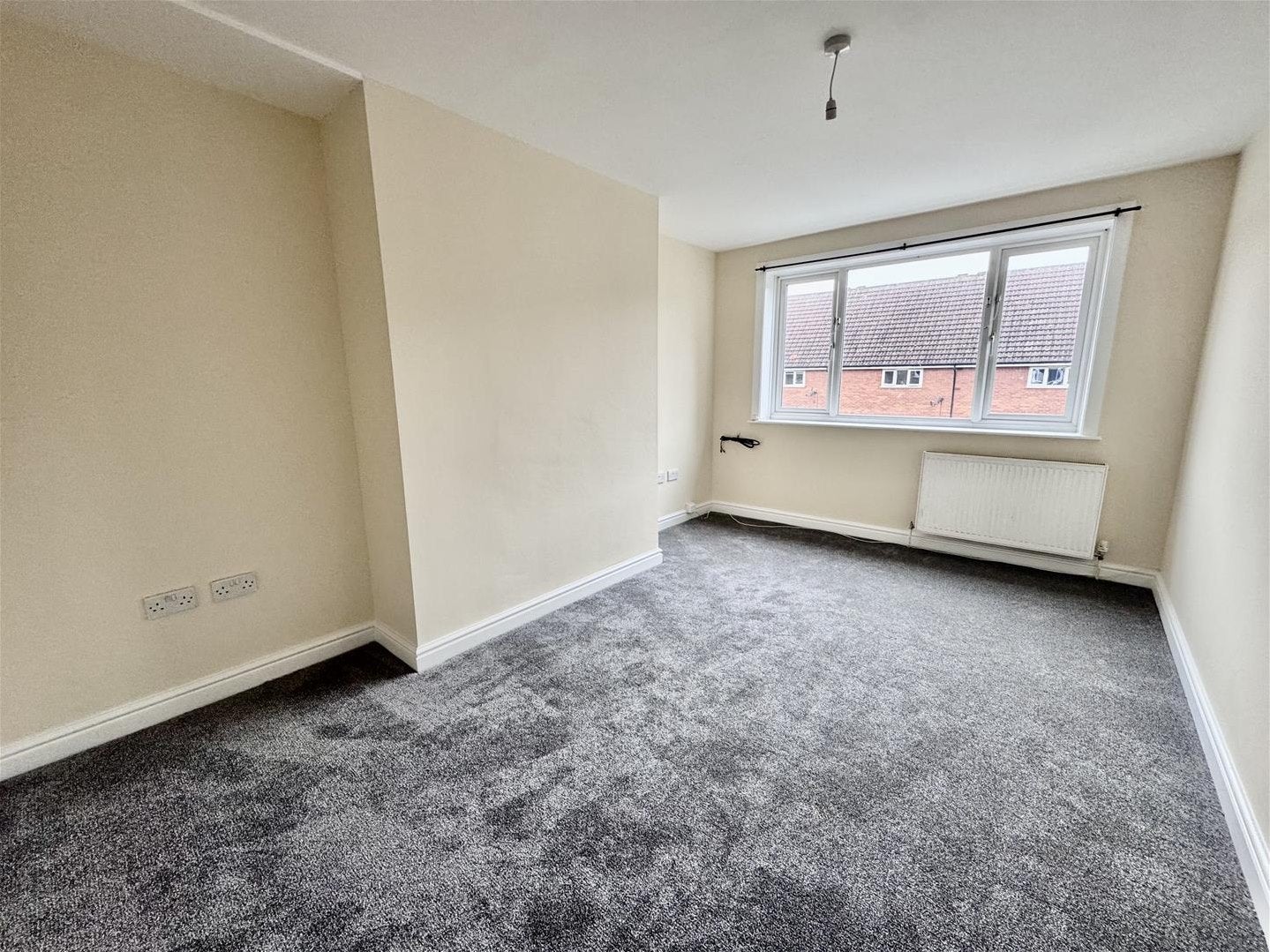 Flat Colescliffe Road in Scarborough