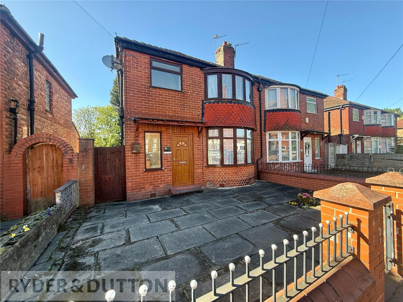 House Lily Lane in Manchester