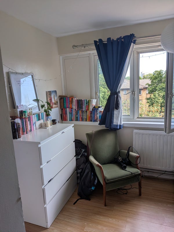 Room Rowcross Street in Greater London