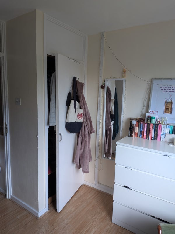 Room Rowcross Street in Greater London