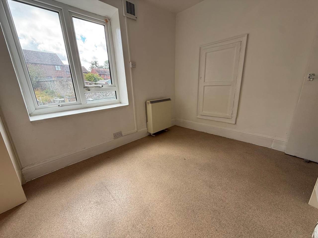 Flat East Street in Warminster