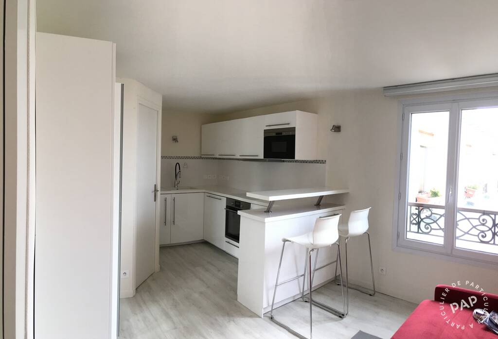 Flat Rue des Martyrs in Paris
