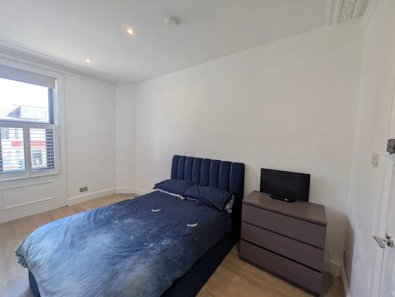 Room Sackville Road in Portslade by Sea