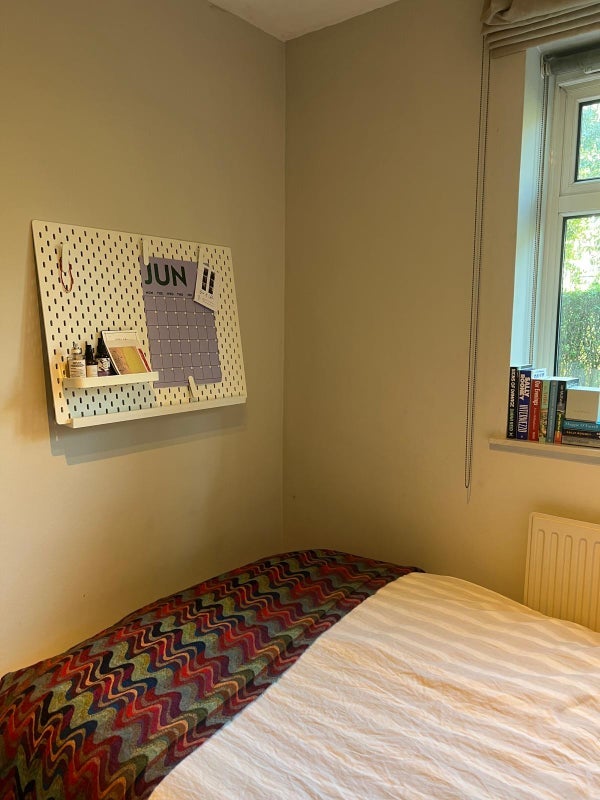 Room St Luke's Road in City of Westminster