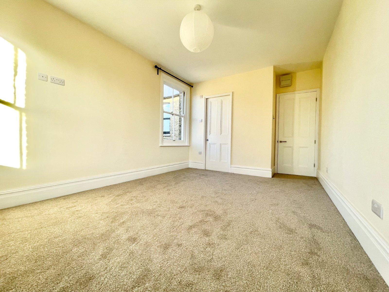 Flat Harold Close in Thanet