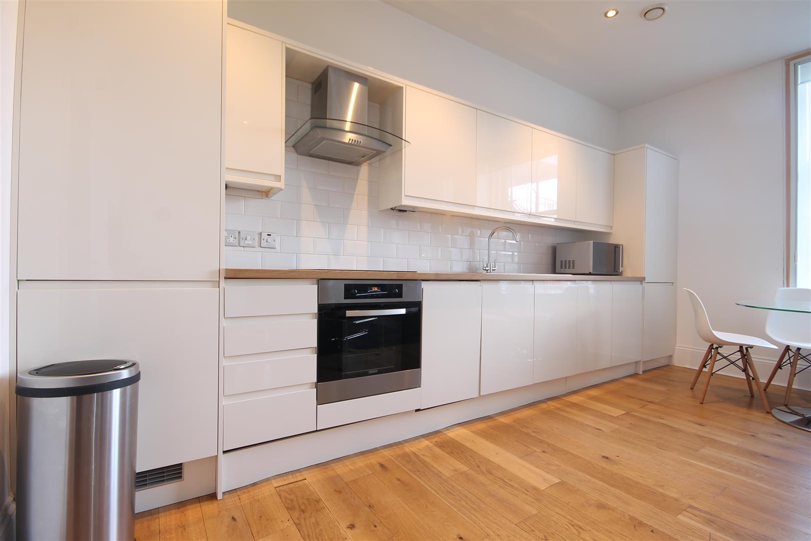 Flat Grainger Street in Newcastle upon Tyne