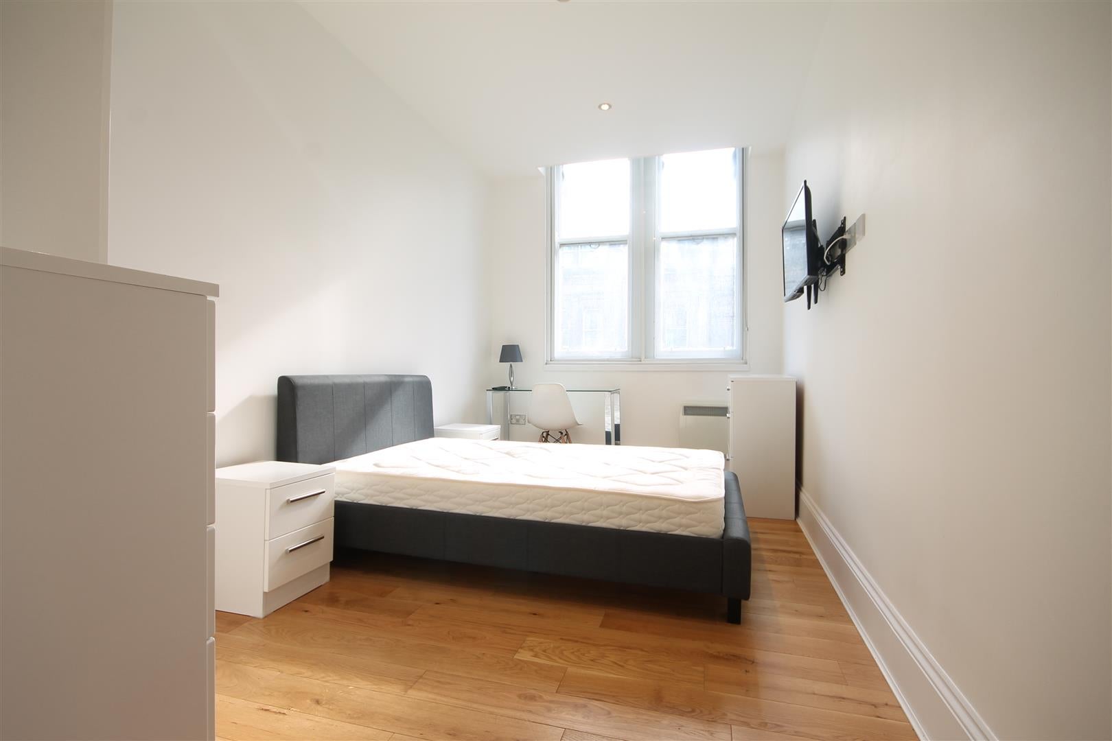 Flat Grainger Street in Newcastle upon Tyne