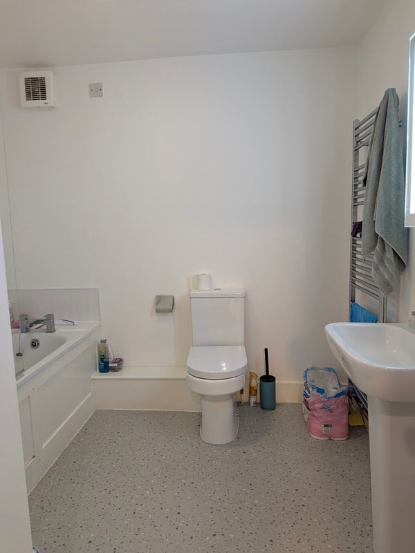 Room Finchley Park in Greater London