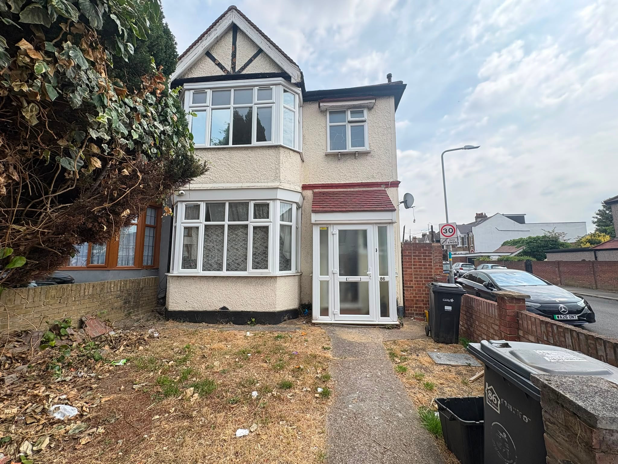 House Cowley Road in Greater London