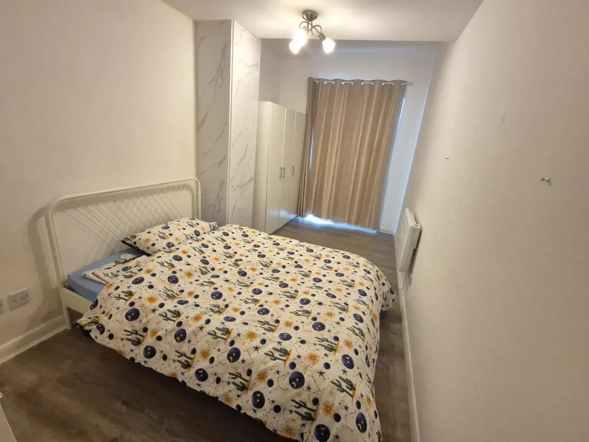Flat Kilburn Lane in City of Westminster