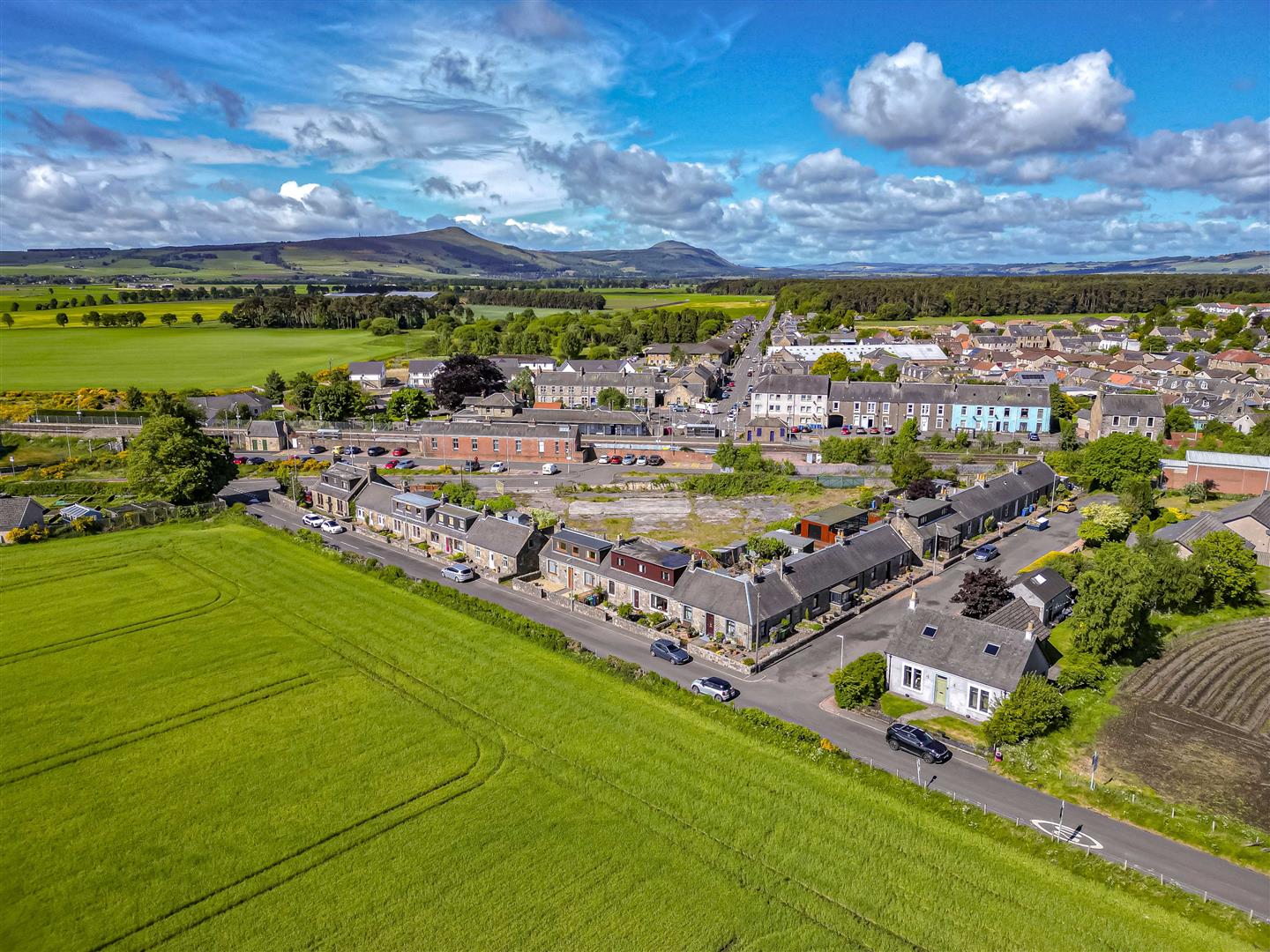 House Pitlessie Road in Ladybank