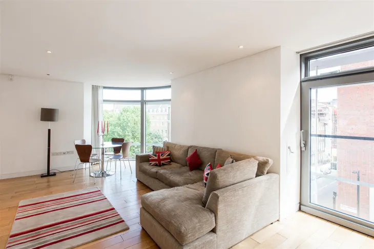 Flat Wallenberg Place in City of Westminster