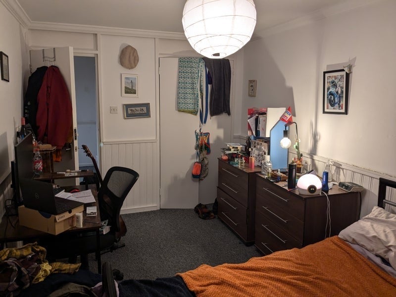 Room Reedham Close in Greater London