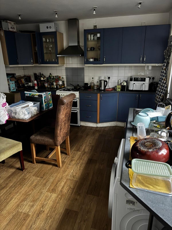 Room Idmiston Road in Greater London