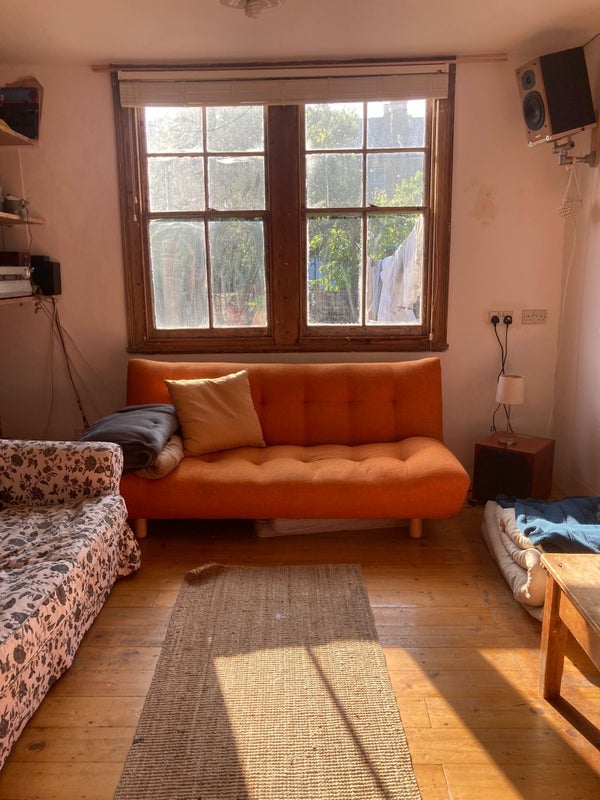 Room Durlston Road in Greater London