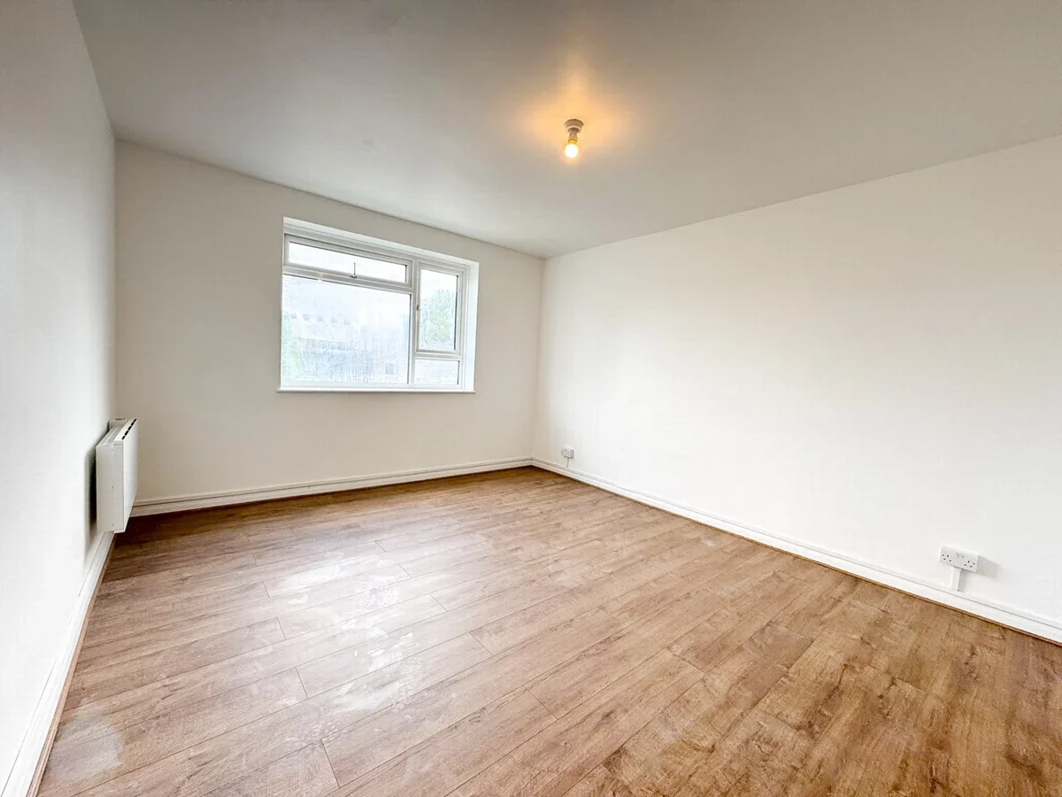 Flat South Grove in Greater London