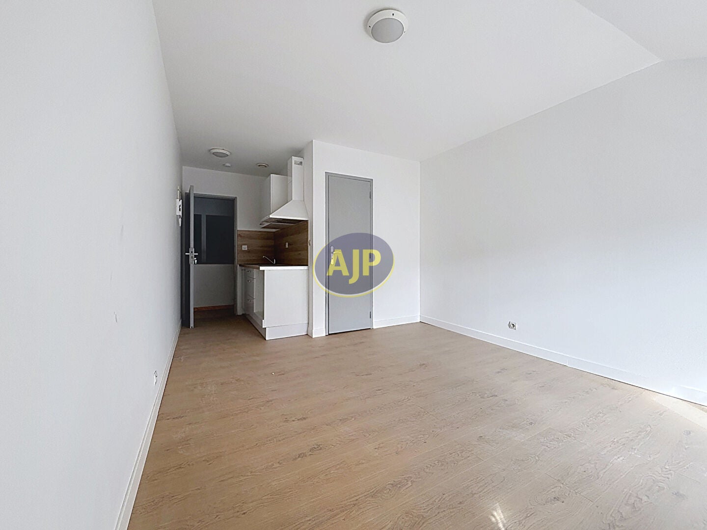 Appartement D 711 à Javerdat