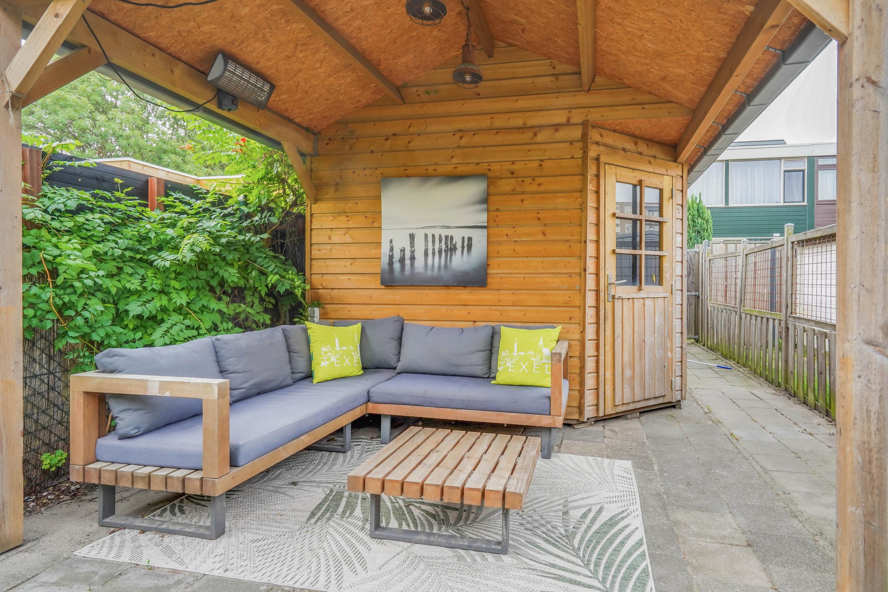Tussenwoning te koop: Melis Stokelaan 24, Vlaardingen