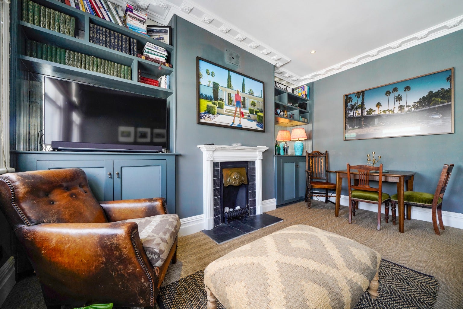 Flat Comeragh Road in Greater London