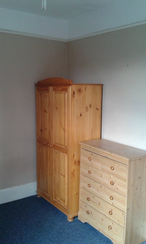 Room Ashville Road in Greater London
