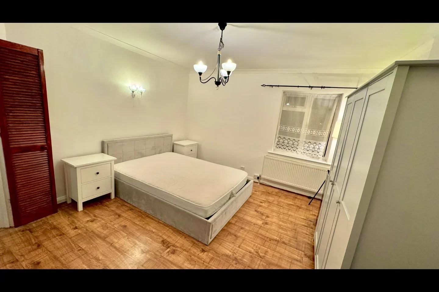 Room Kenton Lane in Greater London
