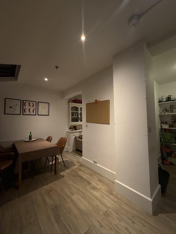 Room Rannoch Road in Greater London