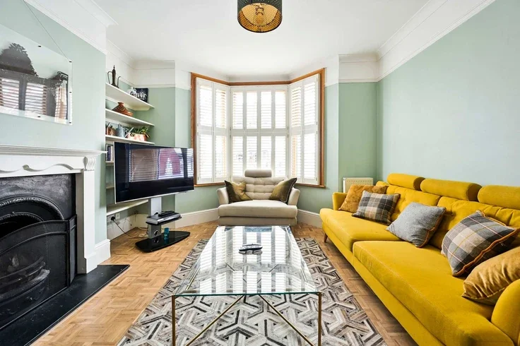 House Lance Road in Greater London