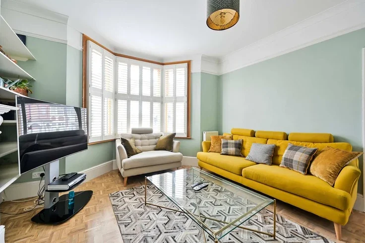 House Lance Road in Greater London