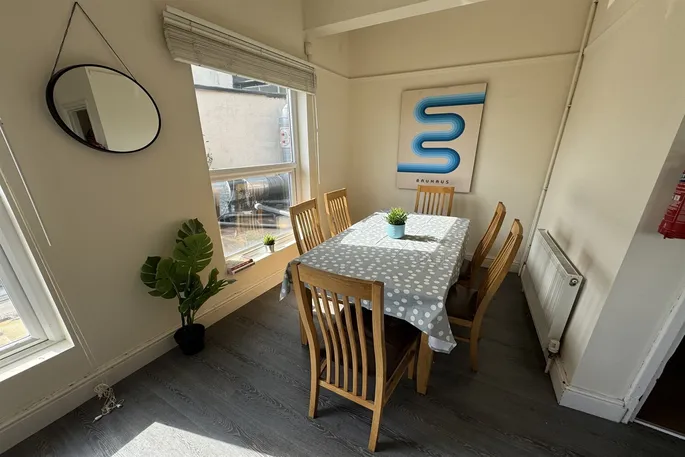Room Bradley Court in Broxtowe