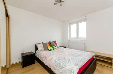 Flat Vereker Road in Greater London