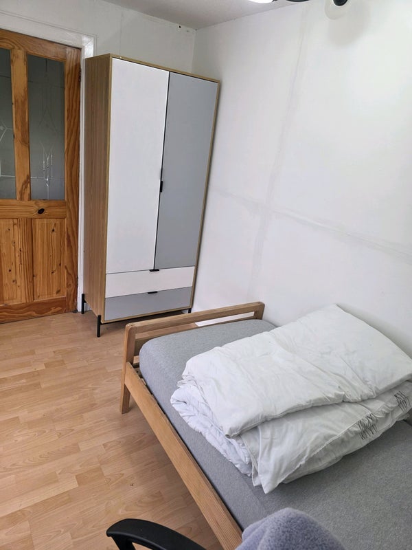 Room Magdalene Gardens in City of Edinburgh