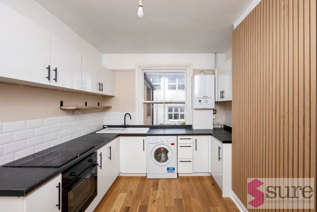 Flat College Terrace in Brighton