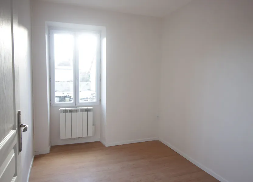 Appartement Avenue Général Jacques Guillermaz à Les Avenières Veyrins-Thuellin