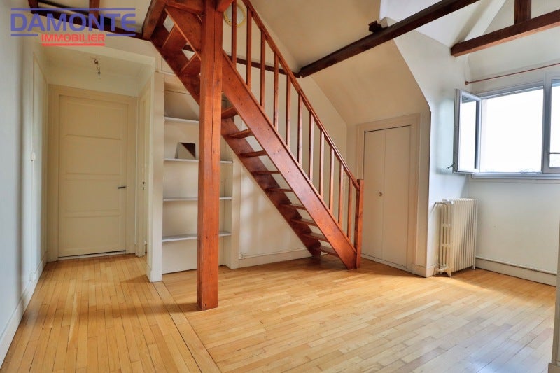 Room Avenue du 1er Mai in Troyes