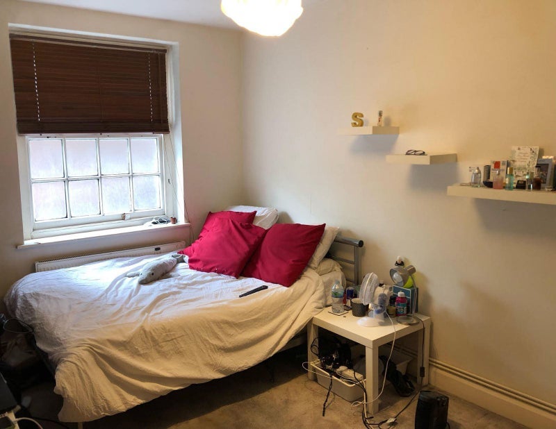Room Neptune Street in Greater London