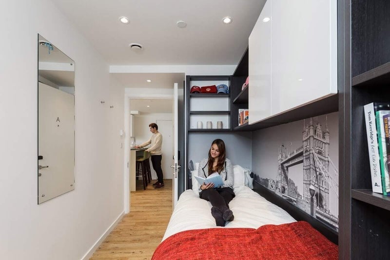 Room Walworth Road in Greater London