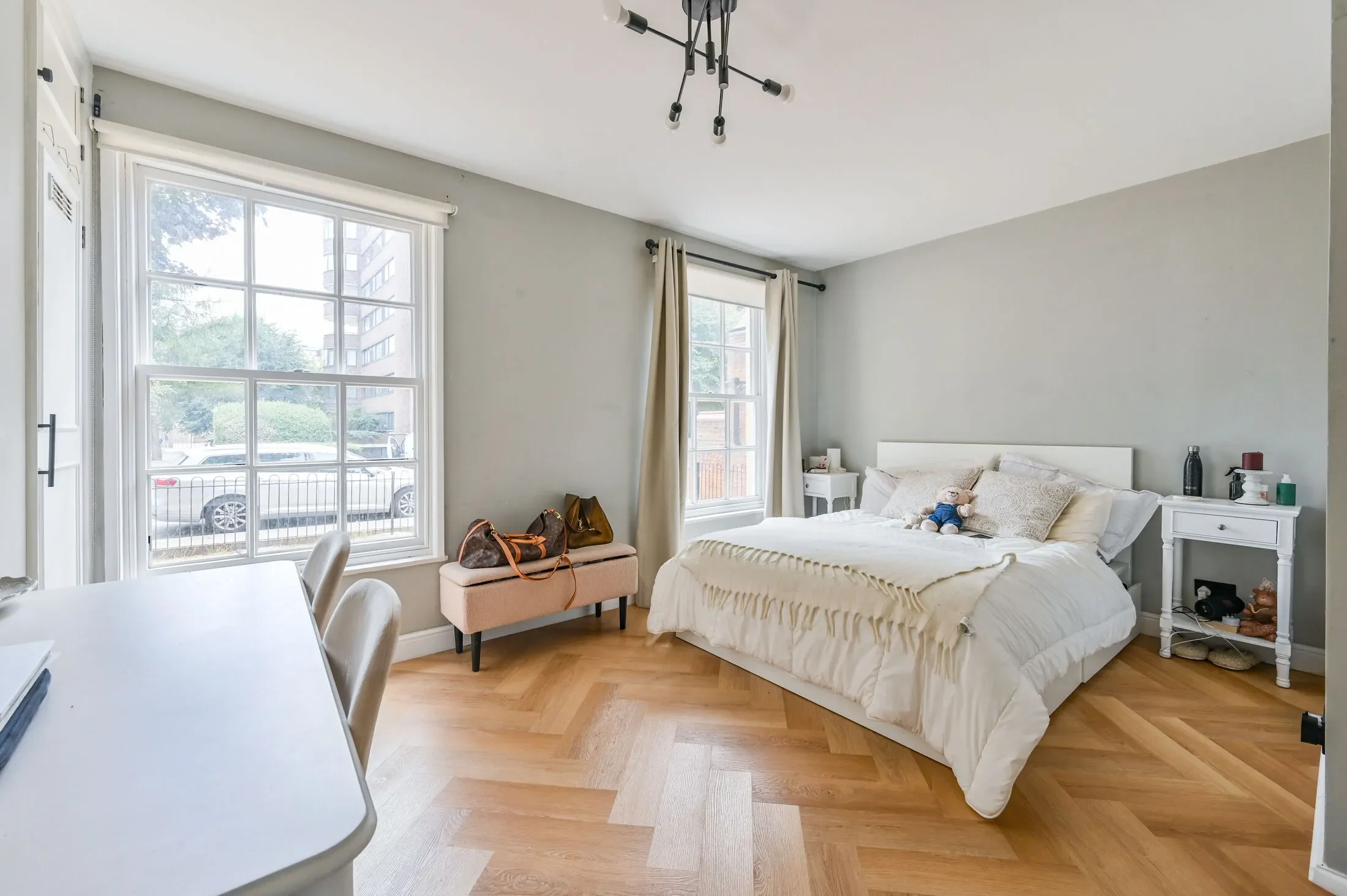 Flat Queen's Terrace in City of Westminster