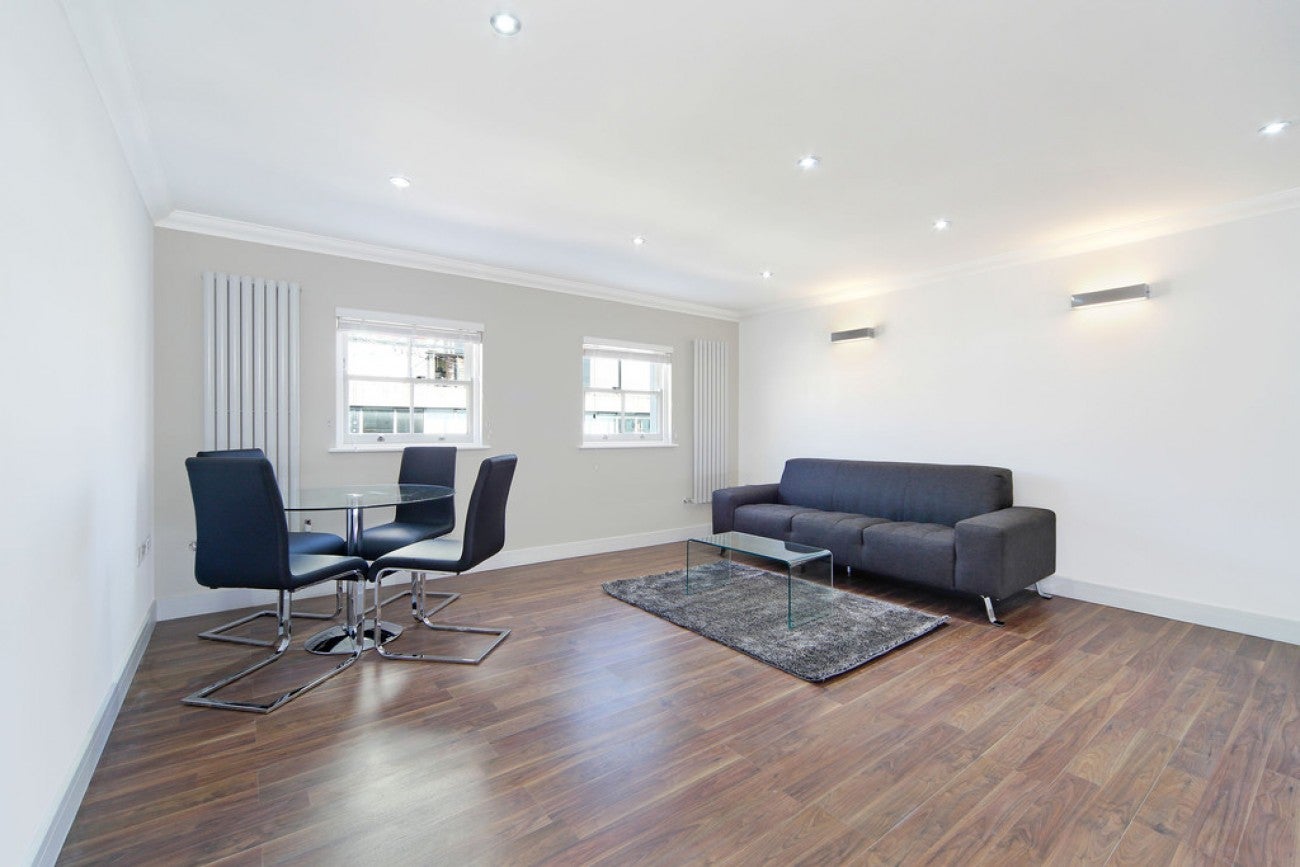 Flat Fordham Street in Greater London