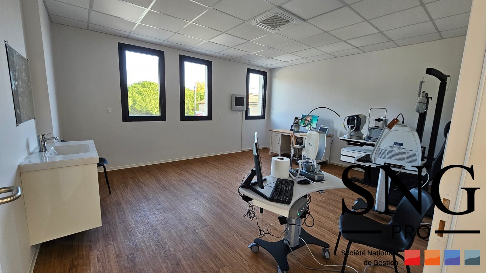 Flat Avenue Georges Guynemer in Salon-de-Provence