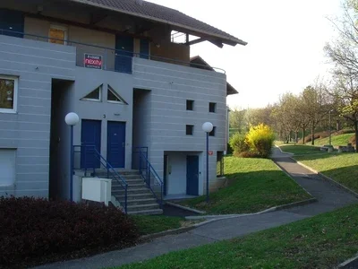 Appartement Allée Marcellin Champagnat à Saint-Genis-Laval