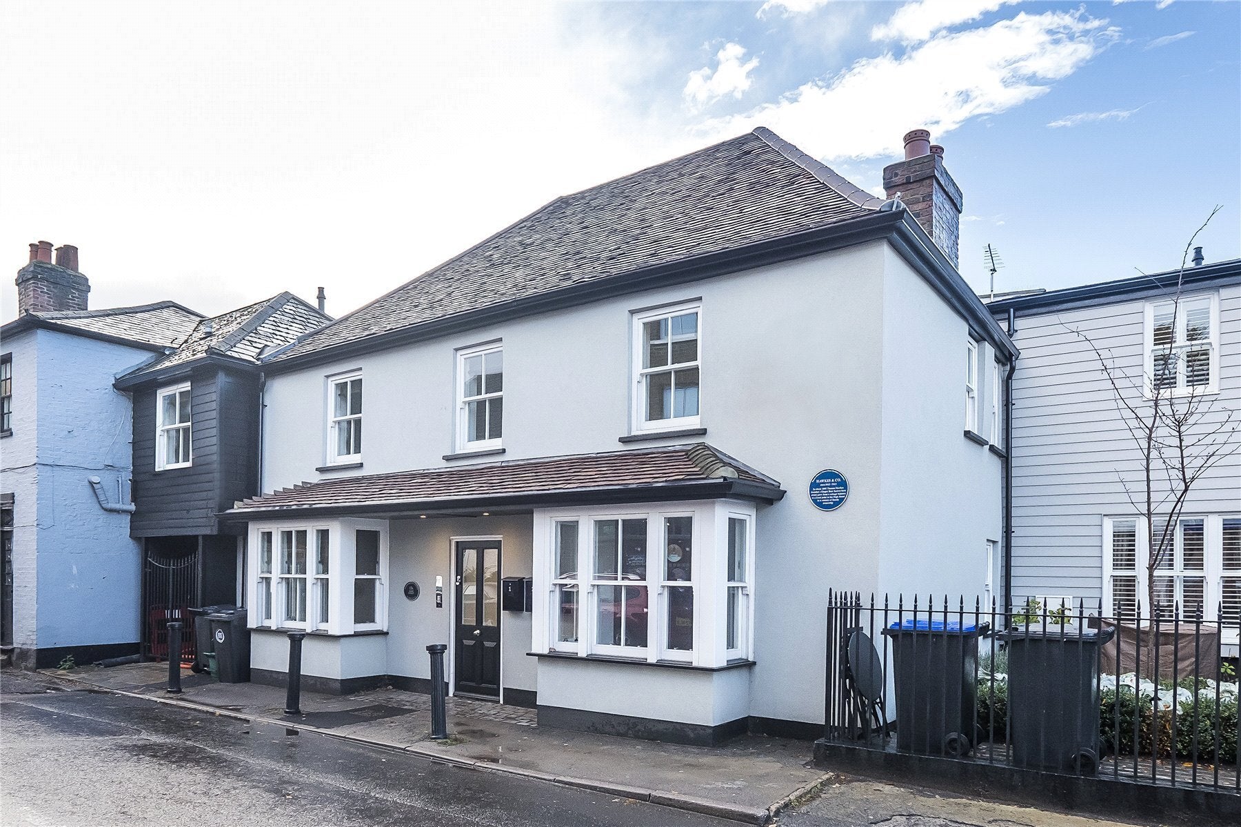 Flat High Street in Elmbridge