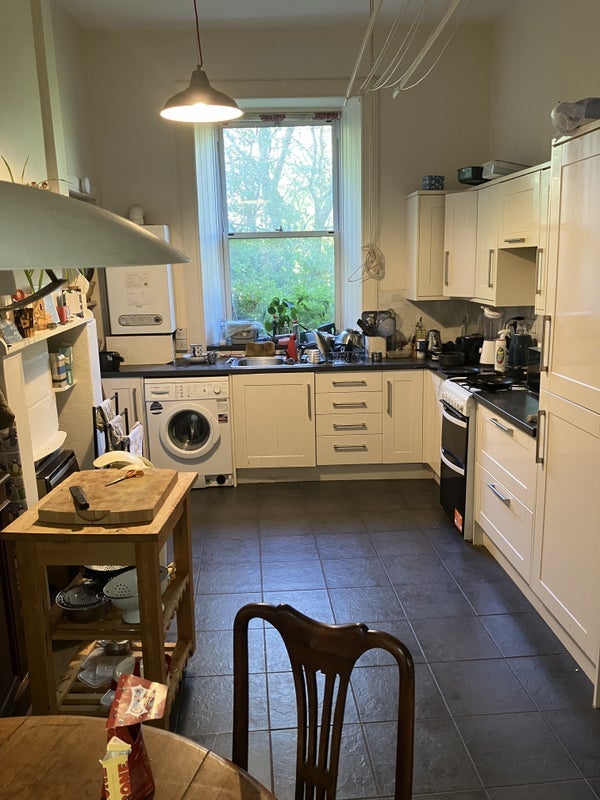 Room Warrender Park Road in City of Edinburgh