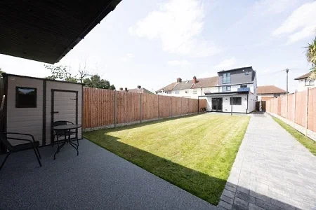 Room Greenwood Avenue in Greater London