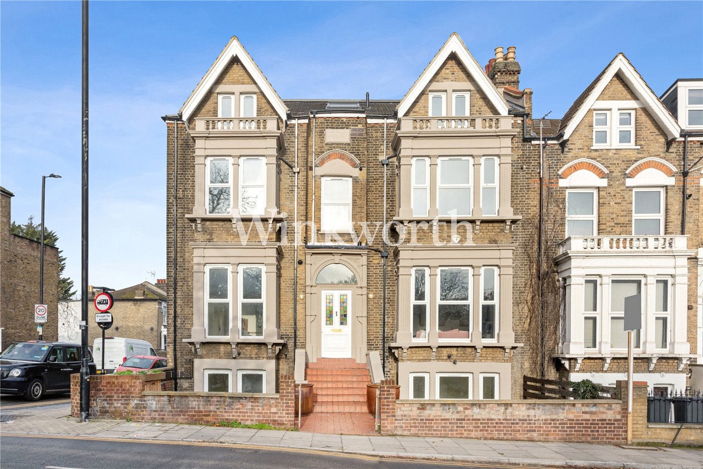 Flat Endymion Road in Greater London